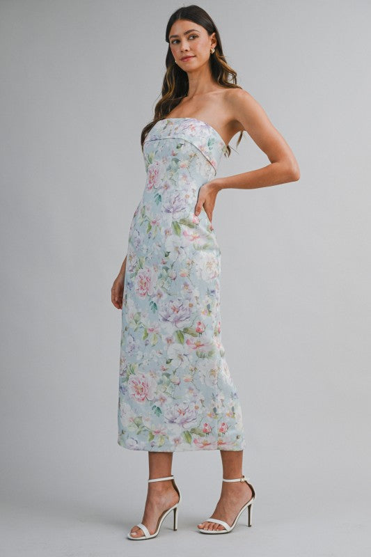 Waitlist 7/5 • Kiara Sleeveless Floral Print Midi Dress Blue