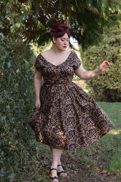 Lily 50s Rockabilly Dress in Brown Leopard Animal Print
