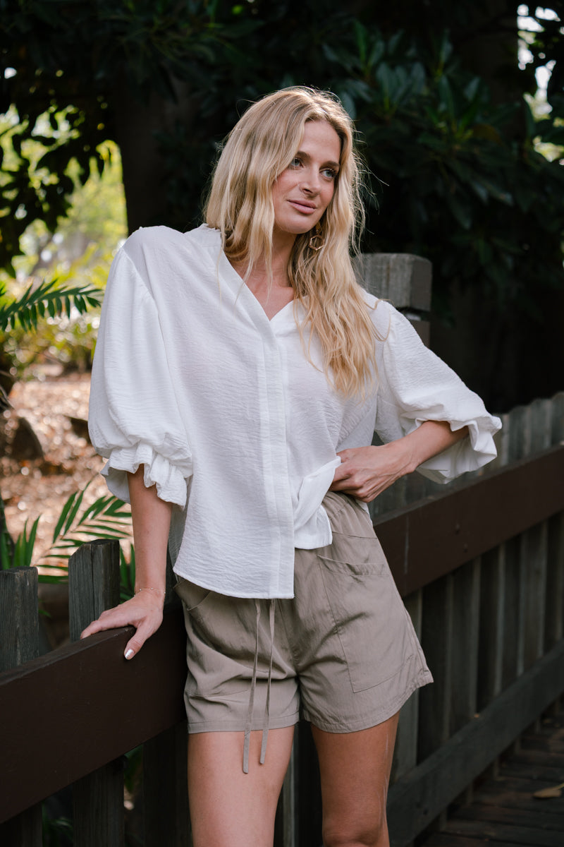 Kali High Waist Double Pocket Shorts Taupe