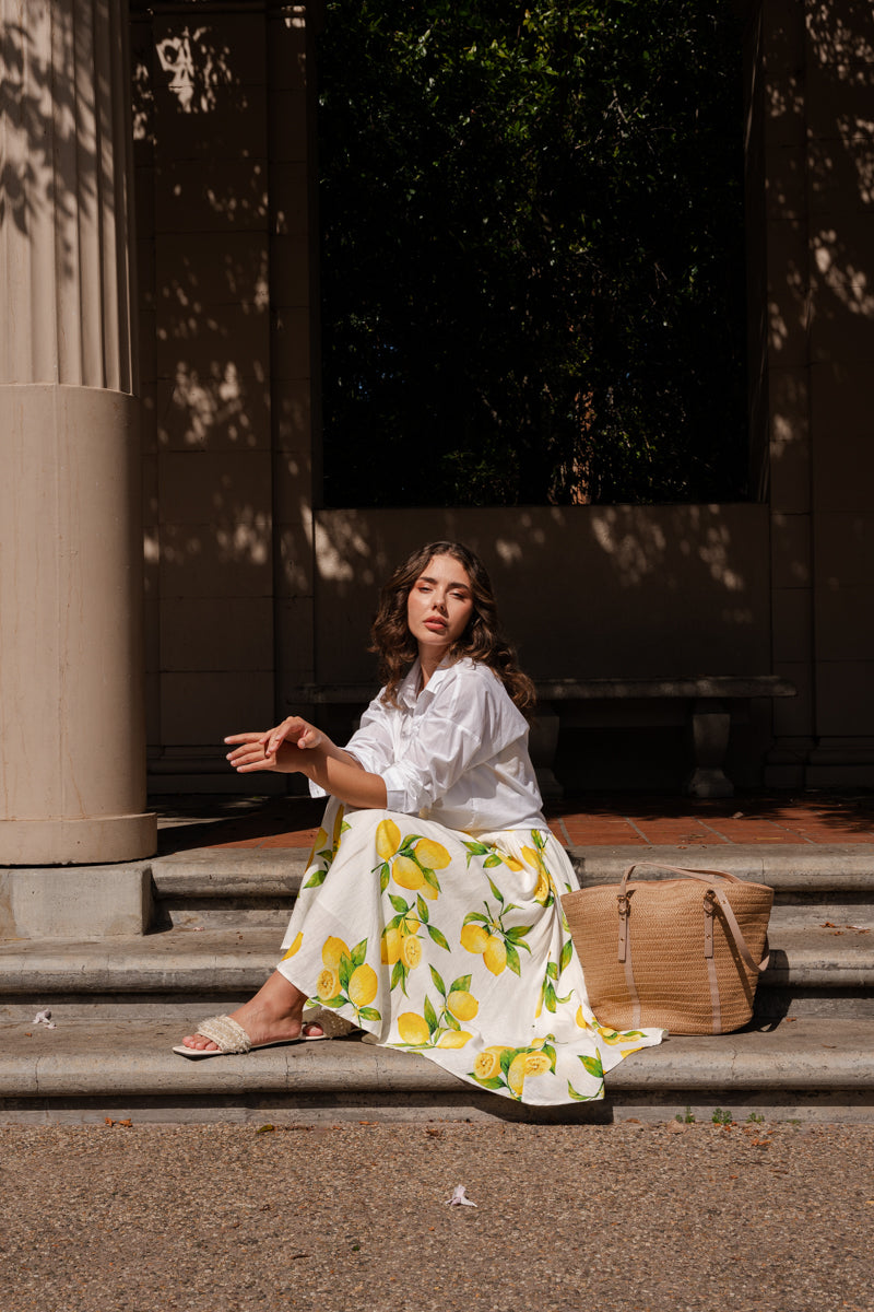 Yuri Sleeveless Lemon Print Midi Dress Yellow