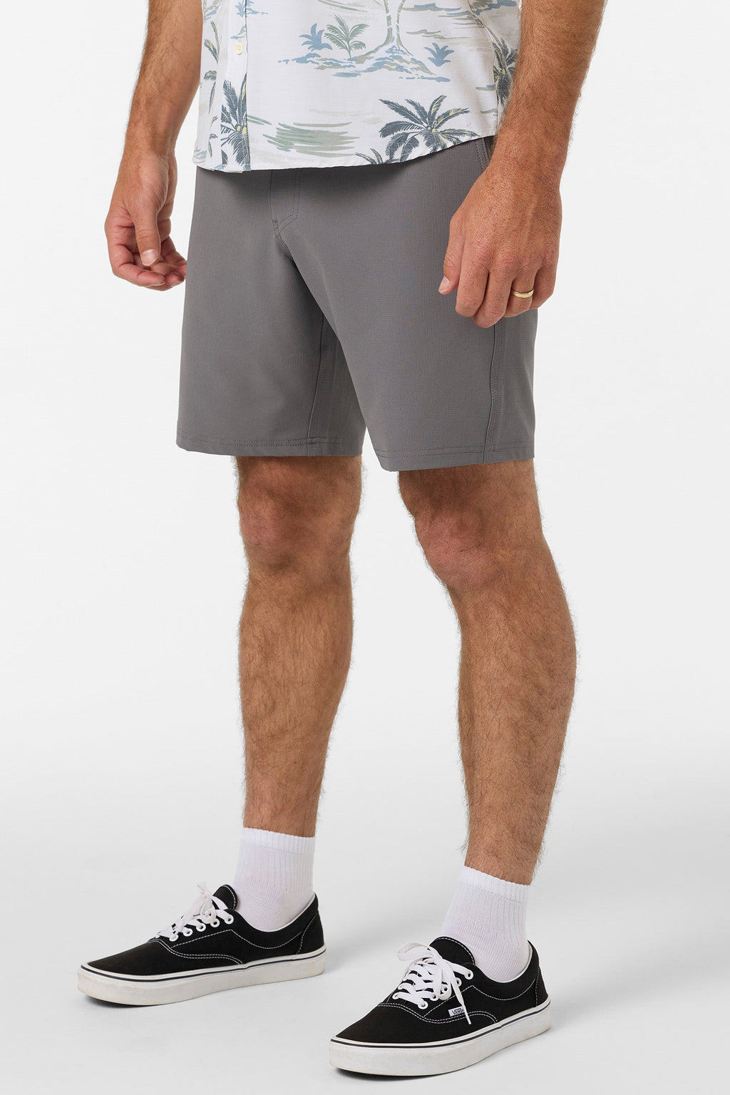 TRVLR Recon 18" Hybrid Shorts